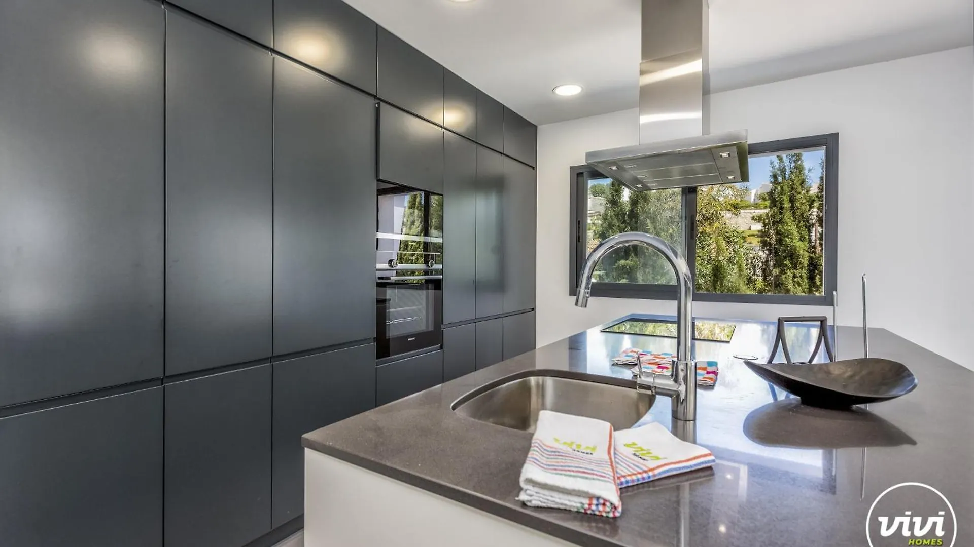 וילה Sitio de Calahonda Vivi Homes -Villa Ruby Pool, Garden, Golf & Beach