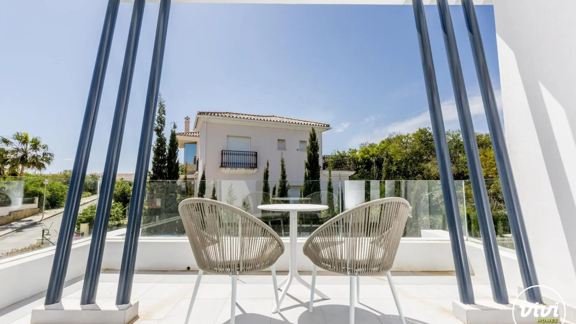 Sitio de Calahonda Vivi Homes -Villa Ruby Pool, Garden, Golf & Beach Sitio de Calahonda
