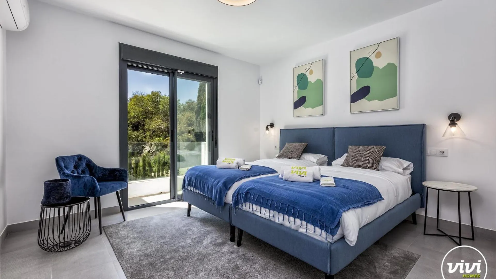 Villa Vivi Homes -Villa Ruby Pool, Garden, Golf & Beach Sitio de Calahonda