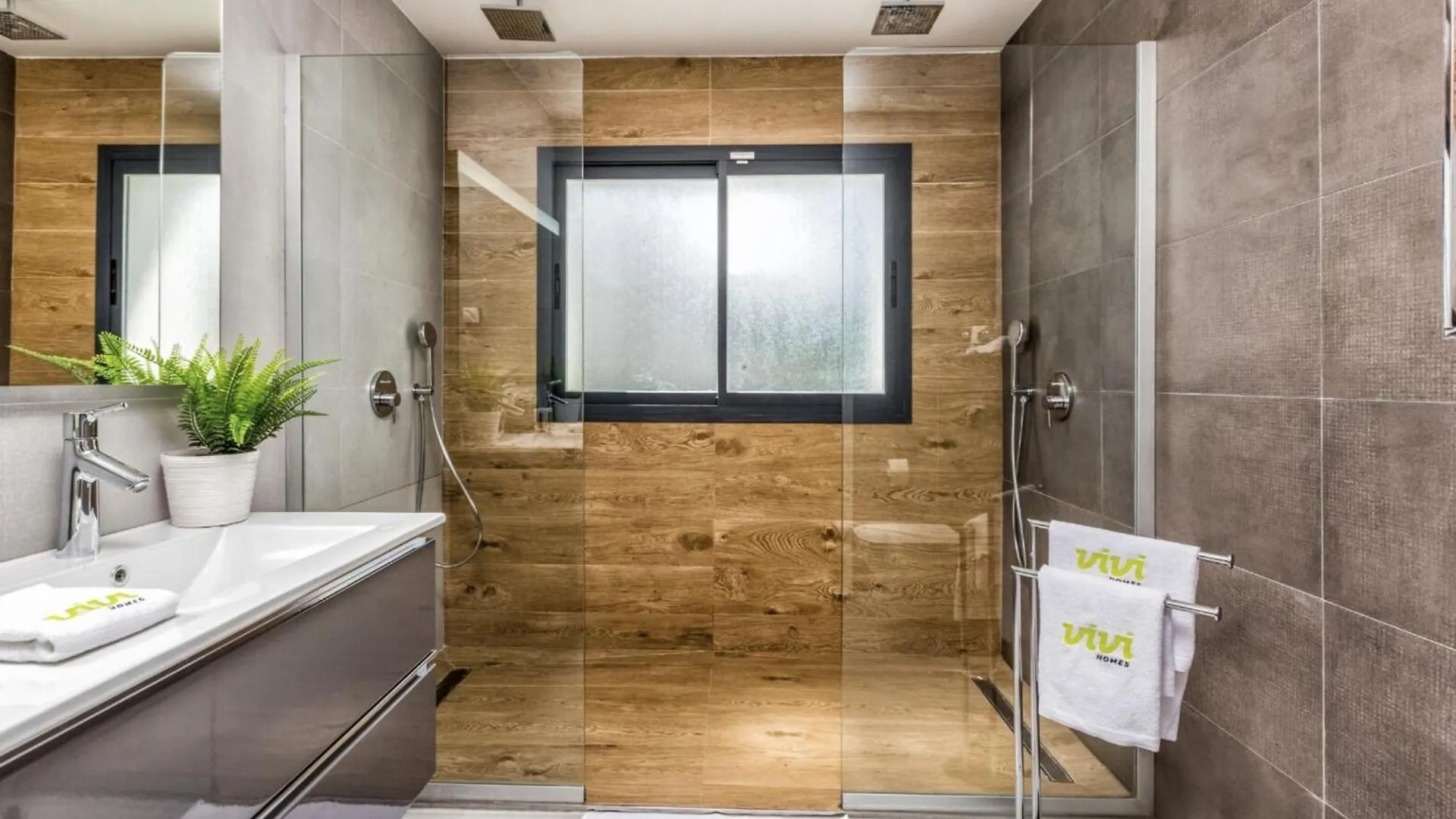 Sitio de Calahonda Vivi Homes -Villa Ruby Pool, Garden, Golf & Beach 0*, Sitio de Calahonda ספרד