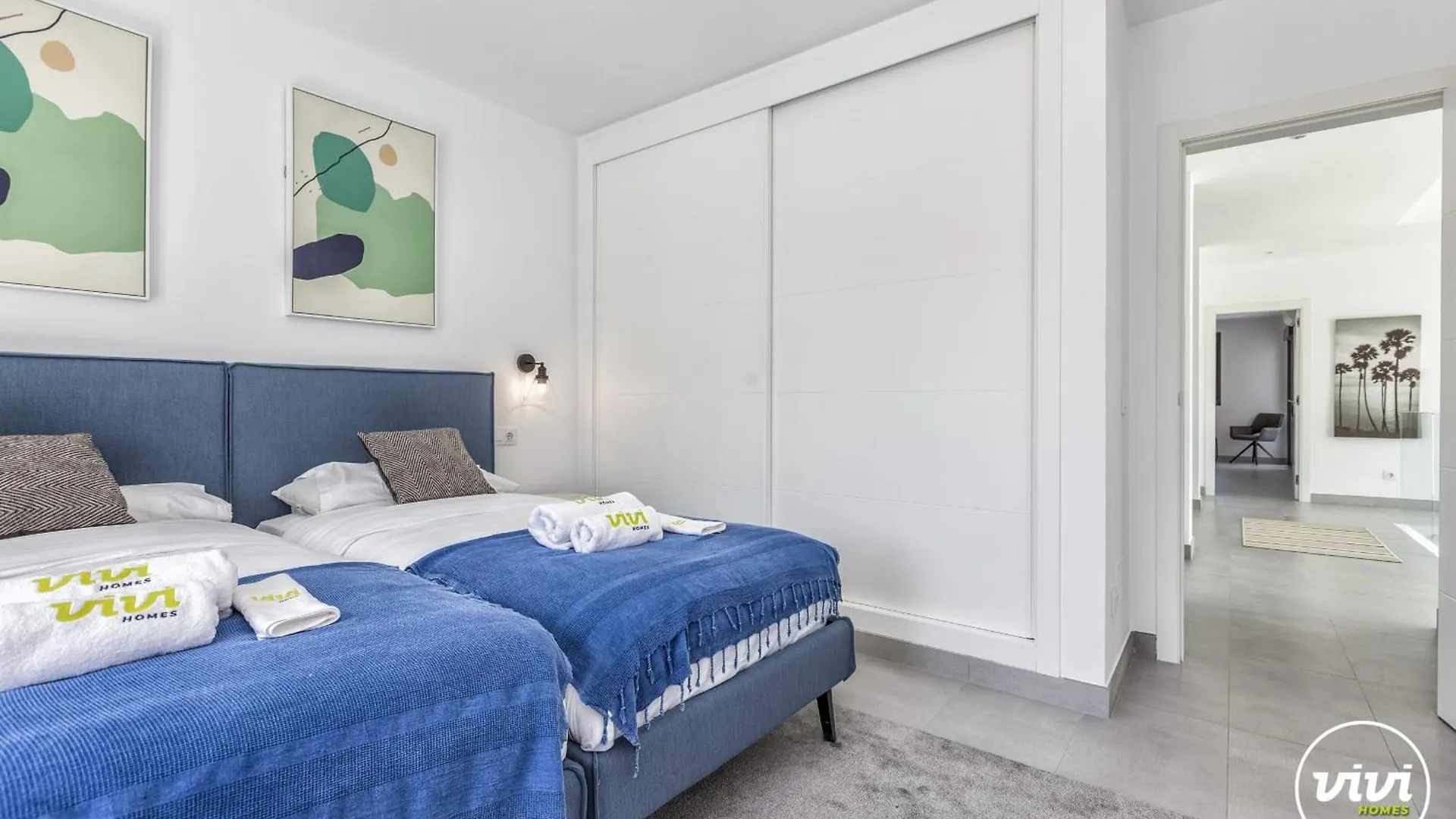 Vivi Homes -Villa Ruby Pool, Garden, Golf & Beach Sitio de Calahonda